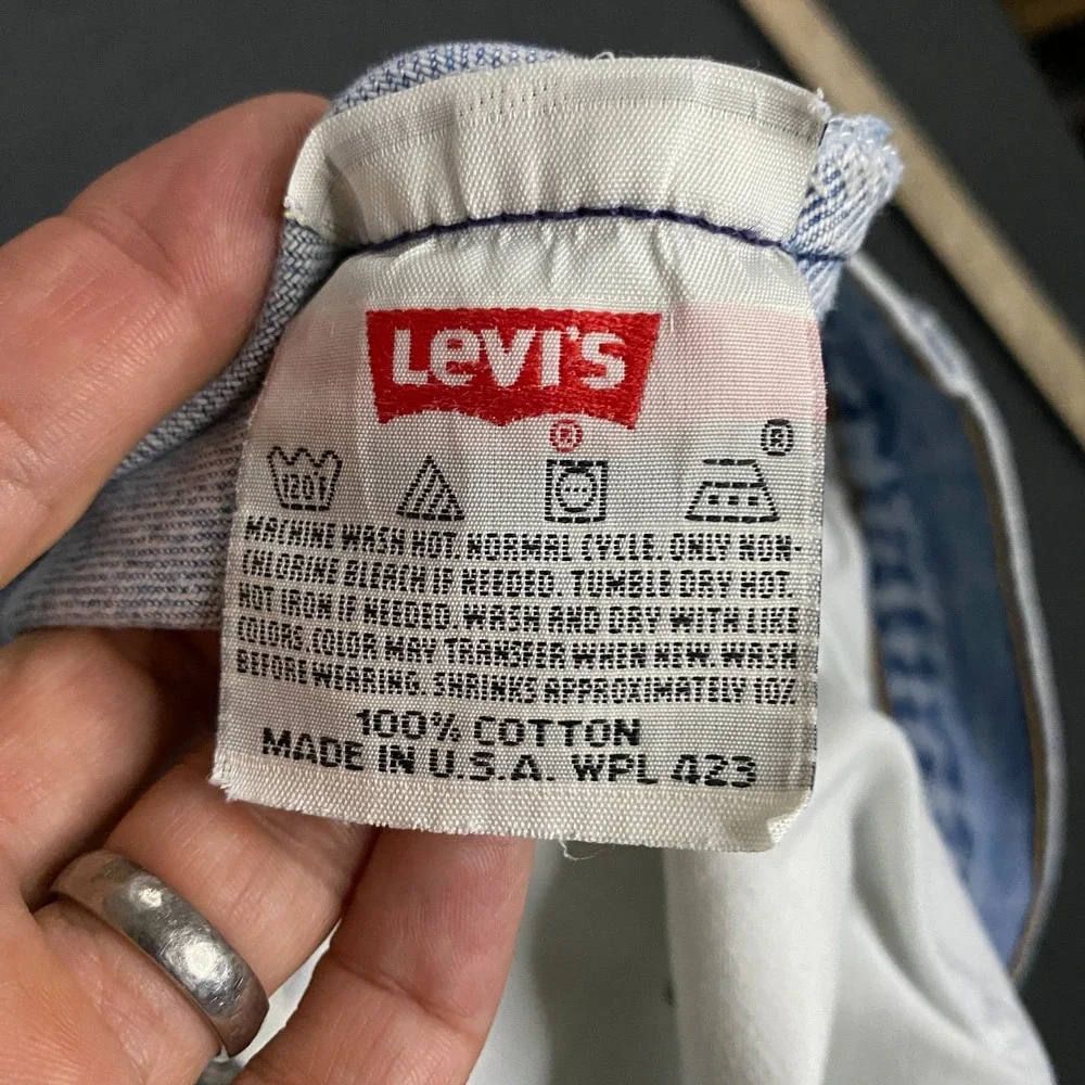 Vintage 90s Levis 501xx Jeans FITS 29x32 Button Fly Light Wash Blue Made in USA